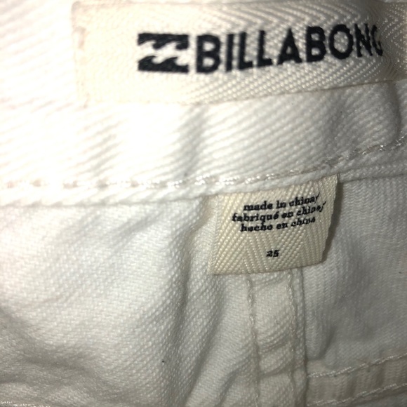 billabong distressed shorts - Picture 2 of 3